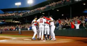 Pete Crow-Armstrong Hits Walk-Off 30th Homer to Join 30-30 Club for Second Straight Season